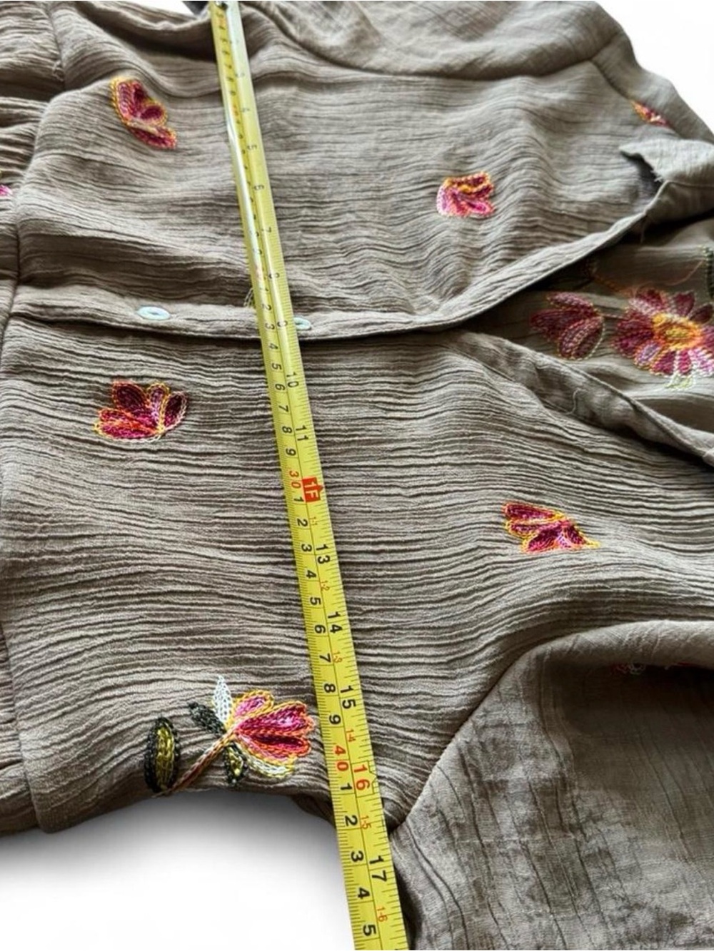 Fig & Flower Embroidered Tiered Boho Midi Dress Taupe Floral Cottagecore M - Picture 8 of 8